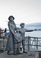 Annie Moore Statue by by Jeanne Rynhart, Cobh