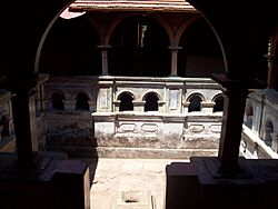 Atrium in Maduwanwela Walawwa - මඩුවන්වෙල වලව්ව 2012 - panoramio