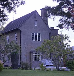 Brentwood manor