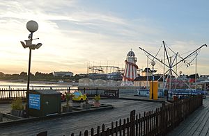 Clacton Pier, outdoor amusements