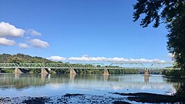 Delaware River Bridge, Frenchtown, NJ - looking north