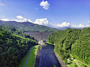 Fontana Dam in North Carolina is the tallest dam in the Eastern United States 02