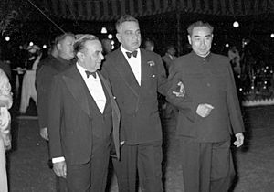HS Suhrawardy and Zhou Enlai