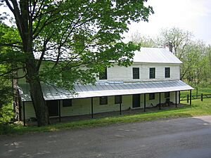 Hiett House North River Mills WV 2007 05 12 01