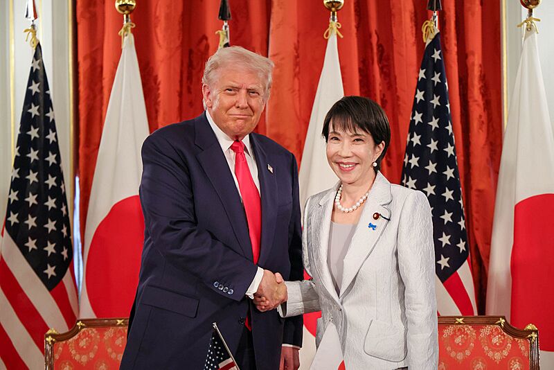 Japan-U.S. Summit Meeting 000184120