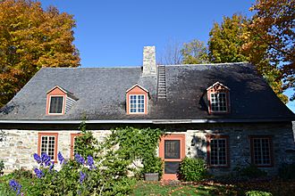 Maison Morisset, Sainte-Famille, île d'Orléans, Québec.JPG