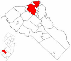 West Deptford Township highlighted in Gloucester County. Inset map: Gloucester County highlighted in the State of New Jersey.