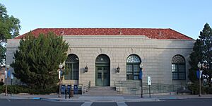 Montrose Post Office