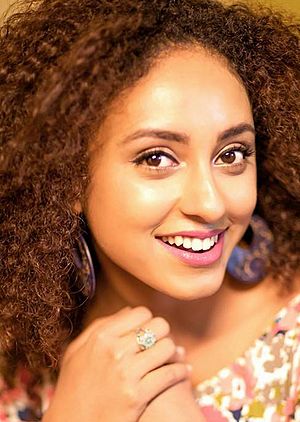 Pearle Maaney.jpg