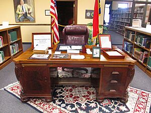 Sam Ervin's desk, Morganton, NC IMG 5218