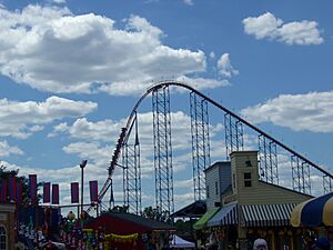 Superman - Ride of Steel (Six Flags America) 01
