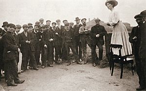 Una Dugdale Duval speaking in Newcastle election in 1908