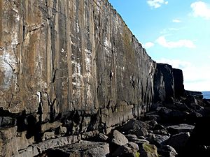 Ailladie, Mirror Wall, County Clare