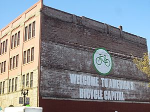 Bicycle capital, Portland, Oregon (2014)