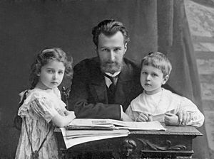 Boris Klavdievich Kabalevsky, Dmitri Kabalevsky, Elena Kabalevsky. St. Petersburg, 1909