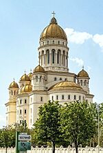 Catedrala Mântuirii Neamului (Aprilie 2025) cropped.jpg