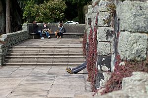Cornwall Park Memorial Steps 2011-09-04 (6131625619)