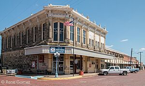 Downtown Honey Grove6 (1 of 1).jpg