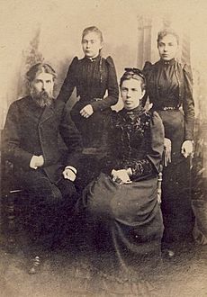 Felicija Bortkevičienė with her parents and sister (cropped)