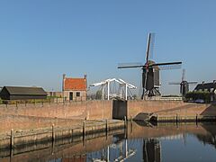 Heusden, molen nr.1 en 2 en de ophaalbrug foto7 2012-10-22 12.31