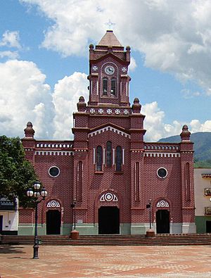 Iglesia del Municipio de San Carlos-Antioquia.jpg