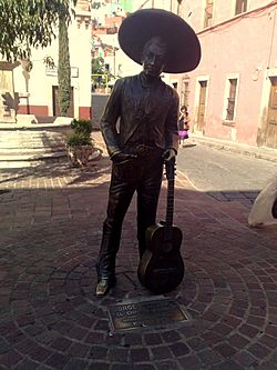 Jorge Negrete Memorial Statue, Guanajuato, Mexico