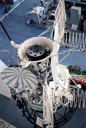Life-size replica of a large Soviet communications satellite, 1985