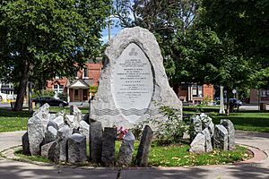 Memorial Minto Park Ottawa