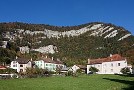 Noiraigue-Village.jpg