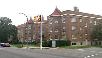 Palmer Park Apartment Buildings, Detroit MI.jpg