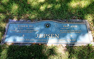 Roger Jepsen grave