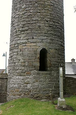 Round Tower, Kells - geograph.org.uk - 448350