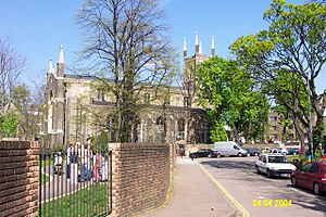 St Paul's Church, Canonbury - geograph.org.uk - 347564