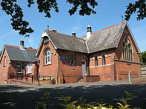 St Stephen's Church, South Godstone (Geograph Image 2397008 a3f4c3ce)