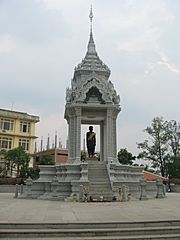 Statue of Lady Penh