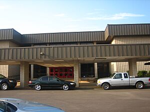 Tioga (LA) High School IMG 1089
