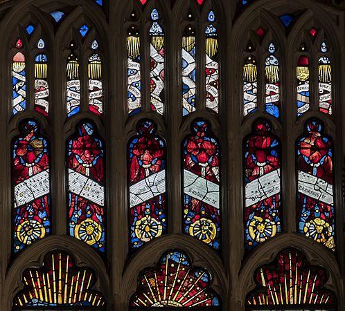 Warwick, St Mary's church, Beauchamp Chapel, East Window tracery (42207636430)