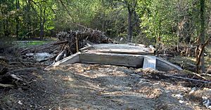 WhitewaterRiverMNbridge2007-09-02