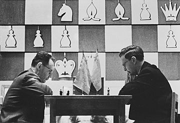Botvinnik vs Smyslov 1957-04-19