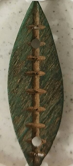 Cowrie shell imitation in green bone, China, Western Zhou Dy (1046BC-771BC) - Jin State
