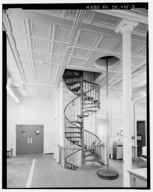 First floor, view east of real staircase and fireman's pole - Engine Company No. 24, 3702 Georgia Avenue at New Hampshire Avenue and Rock Creek Church Road, Washington, District of HABS DC,WASH,654-9