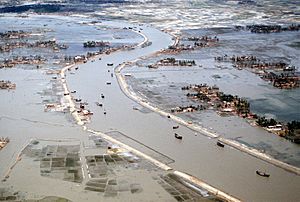 Flooding after 1991 cyclone