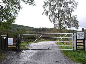 Gated entrance to Glen Strathfarrar - geograph.org.uk - 1534520