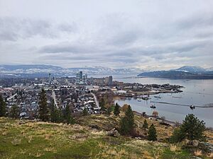 Kelowna city view from Knox Mountain.jpg