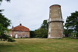 Little Cressingham Wind - Watermill - geograph.org.uk - 1954541