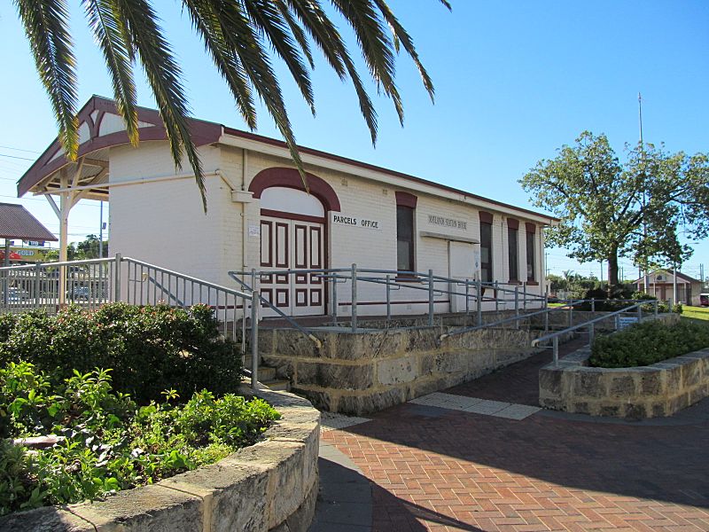 Maylands stn parcels office
