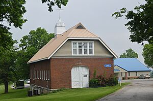 Monticello carriage house in Cynthiana