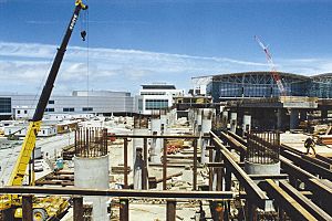 Support pillars for SFIA station, June 1999