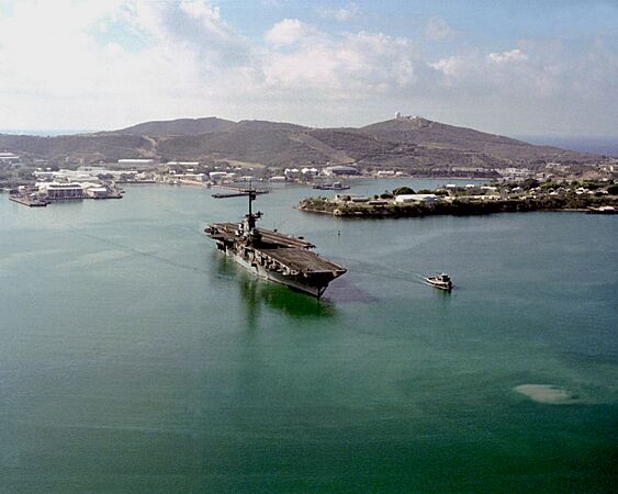 USS Lexington (AVT-16) leaving Guantanamo Bay c1989