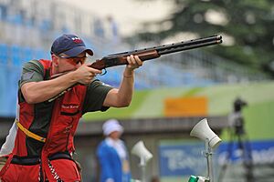 Vincent Hancock at 2008 Summer Olympics men's skeet finals 2008-08-16.JPG